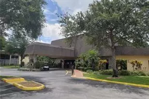301 Cambridge Rd, Hollywood, FL 33024 - Photo 26