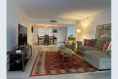 3611 Oaks Clubhouse Drive #203, Pompano Beach, FL 33069 - Photo 4