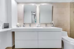 3611 Oaks Clubhouse Dr, Pompano Beach, FL 33069 - Photo 12