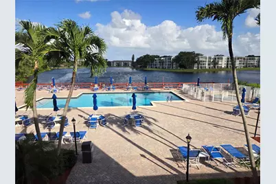 1831 Sabal Palm Drive #105, Davie, FL 33324 - Photo 4