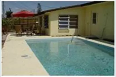 2941 NE 9th Avenue, Pompano Beach, FL 33064 - Photo 2