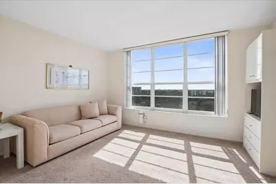 575 Oaks Lane #908, Pompano Beach, FL 33069 - Photo 10