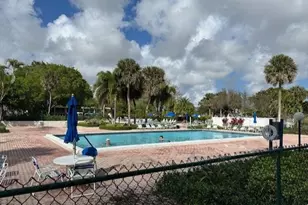 575 Oaks Ln, Pompano Beach, FL 33069 - Photo 22