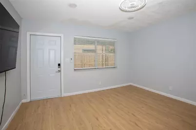 1135 NW 6th Avenue #1, Fort Lauderdale, FL 33311 - Photo 2