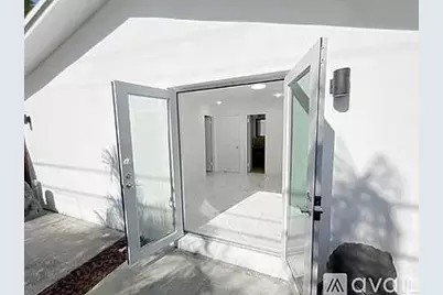 2308 NW 3rd Avenue #4, Wilton Manors, FL 33311 - Photo 4