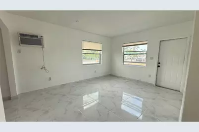 832 NW 10th Street #1, Hallandale Beach, FL 33009 - Photo 4