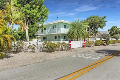 203 Mohawk Street, Tavernier, FL 33070 - Photo 1