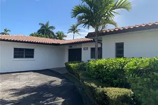 631 Oleander Dr, Hallandale Beach, FL 33009 - Photo 2