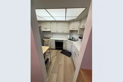 900 SW 12th Street #202, Fort Lauderdale, FL 33315 - Photo 10