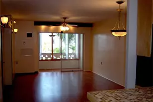 [Address not provided], North Miami, FL 33181 - Photo 4