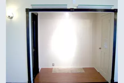 [Address not provided], North Miami, FL 33181 - Photo 12