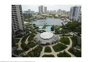 2500 Parkview Dr, Hallandale Beach, FL 33009 - Photo 30