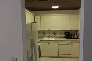 2500 Parkview Dr, Hallandale Beach, FL 33009 - Photo 8