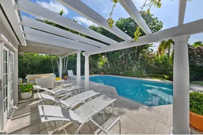 220 Indian Road, Palm Beach, FL 33480 - Photo 10