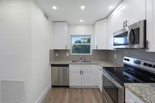 1400 NE 57th Ct, Fort Lauderdale, FL 33334 - Photo 12