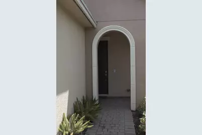 10298 SW Silverberry Court N, Port Saint Lucie, FL 34987 - Photo 2