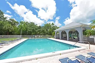 3254 SE Aster Ln, Stuart, FL 34994 - Photo 2