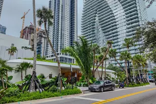 851 NE 1st Ave, Miami, FL 33132 - Photo 64