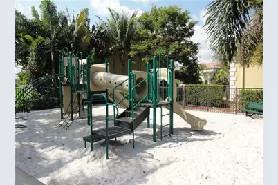 101 Lake Monterey Circle, Boynton Beach, FL 33426 - Photo 38