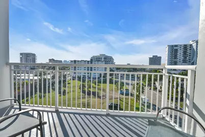 720 Orton Avenue #701, Fort Lauderdale, FL 33304 - Photo 8