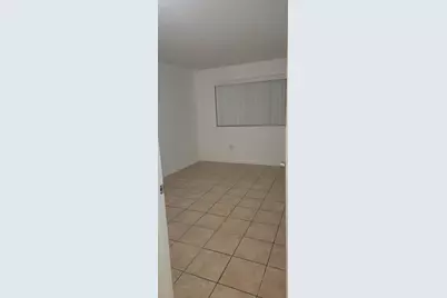 7210 NW 179th Street #202, Hialeah, FL 33015 - Photo 6