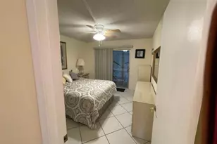 350 Horizons E, Boynton Beach, FL 33435 - Photo 12