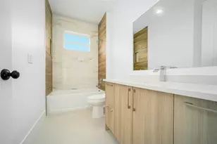 15101 Brainbridge Cir, Port Charlotte, FL 33981 - Photo 18