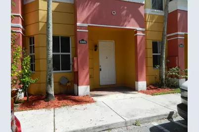 3305 N Shoma Drive #304, Royal Palm Beach, FL 33414 - Photo 2