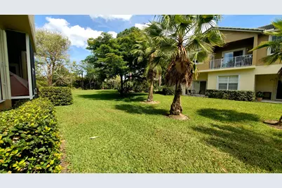 1560 SE Wilshire Place #102, Stuart, FL 34994 - Photo 16