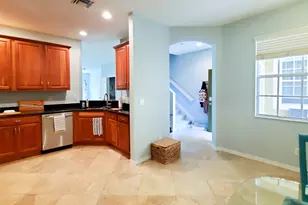 1560 SE Wilshire Pl, Stuart, FL 34994 - Photo 4