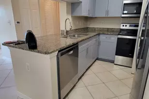 6533 Emerald Dunes Dr, West Palm Beach, FL 33411 - Photo 8