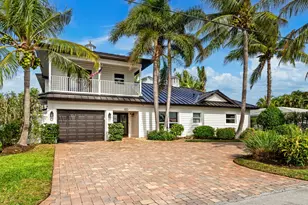 681 NE Harbour Dr, Boca Raton, FL 33431 - Photo 2