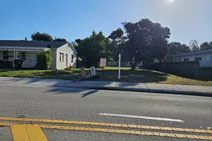 618 N Federal Hwy, Lake Worth Beach, FL 33460 - Photo 1