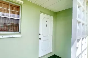 905 Savannas Point Dr, Fort Pierce, FL 34982 - Photo 2