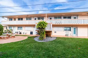 800 SW 11th Ave, Hallandale Beach, FL 33009 - Photo 12