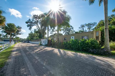 1044 D Road, Loxahatchee Groves, FL 33470 - Photo 4