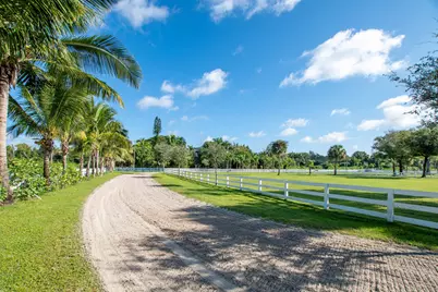 1044 D Road, Loxahatchee Groves, FL 33470 - Photo 10