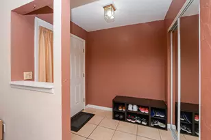 3914 NW Cinnamon Tree Cir, Jensen Beach, FL 34957 - Photo 2