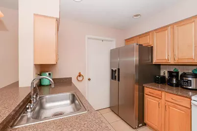 3914 NW Cinnamon Tree Circle, Jensen Beach, FL 34957 - Photo 10