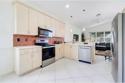 8200 Playa Del Sur Boulevard, Lake Worth, FL 33467 - Photo 18