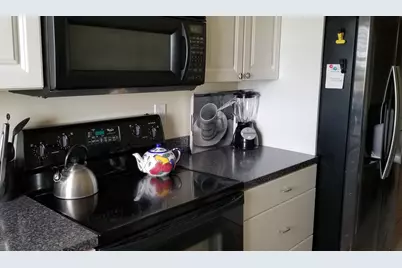 3465 Via Poinciana #806, Lake Worth, FL 33467 - Photo 8