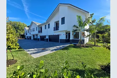 6997 NW 30th Terrace #D, Fort Lauderdale, FL 33309 - Photo 2