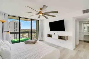 2000 Presidential Way, West Palm Beach, FL 33401 - Photo 16