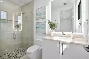 444 NE 5th St, Boca Raton, FL 33432 - Photo 32