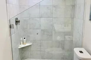 5540 N Ocean Dr, Riviera Beach, FL 33404 - Photo 18