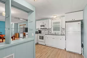 102 N Warner Dr, Jensen Beach, FL 34957 - Photo 12