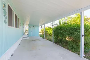 102 N Warner Dr, Jensen Beach, FL 34957 - Photo 10