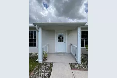 582 NW La Brea Avenue, Port Saint Lucie, FL 34983 - Photo 2