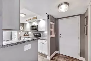 3000 N Ocean Dr, Singer Island, FL 33404 - Photo 4