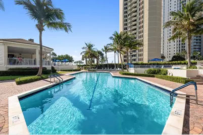 3000 N Ocean Drive #17 B, Singer Island, FL 33404 - Photo 30